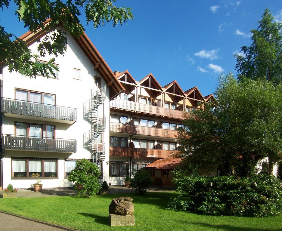 Parkhotel Zum Stern Oberaula Экстерьер фото