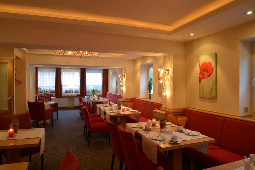Parkhotel Zum Stern Oberaula Экстерьер фото