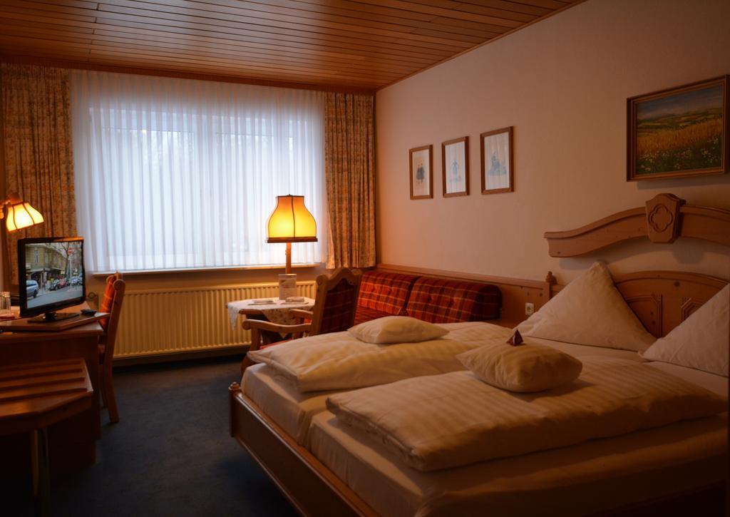 Parkhotel Zum Stern Oberaula Экстерьер фото